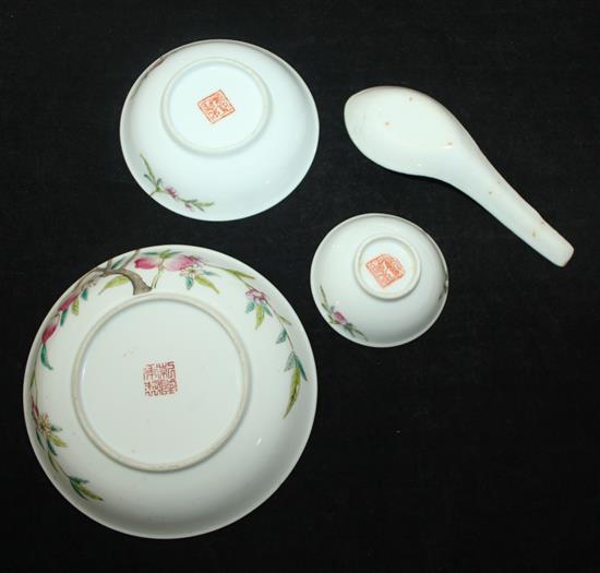 A group of Chinese famille rose bowls and dishes, late 19th / early 20th century,